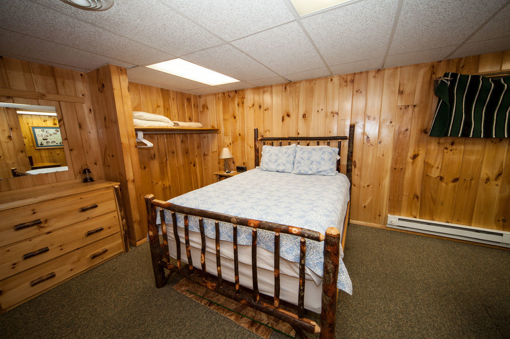 Log Cabin Lodge & Suites Jones Mills Exterior photo